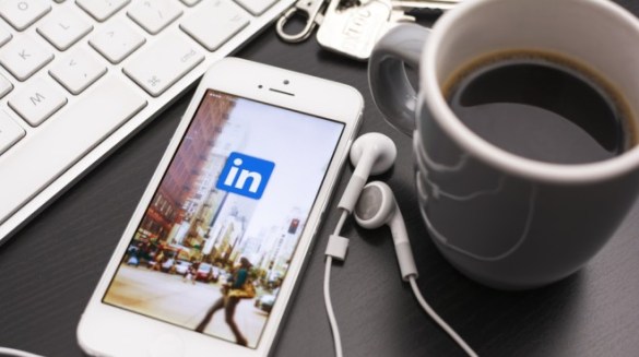linkedin-wordpress-plugins-660x369